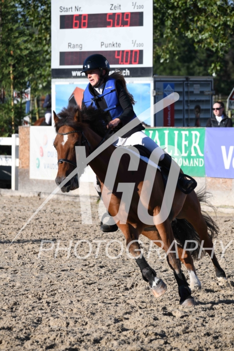 Jasmine Roubaty_3982