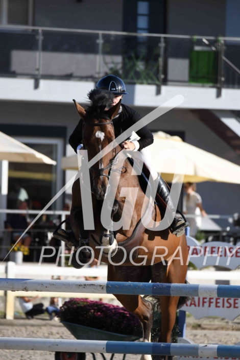 Laure Perrenoud_5566