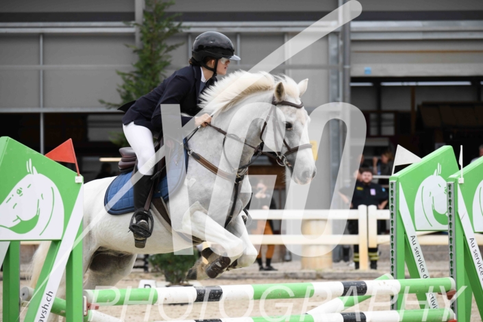 Mellie Frutiger_7797