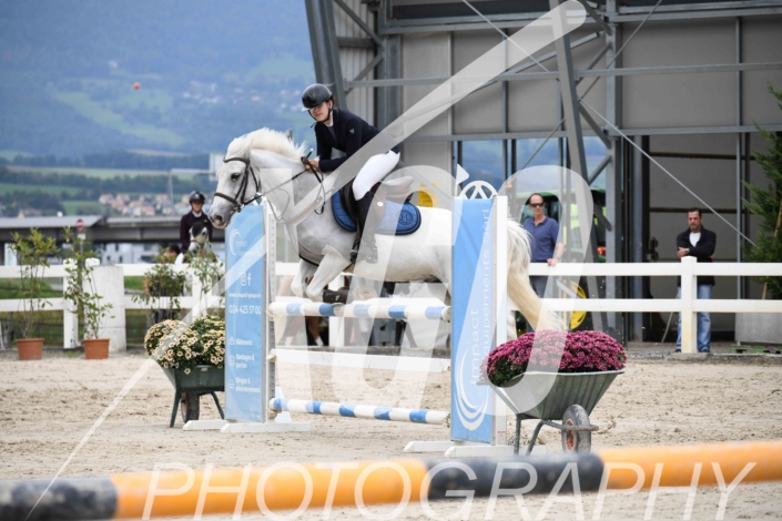 Mellie Frutiger_7800