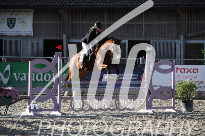 Jasmine Roubaty_7045