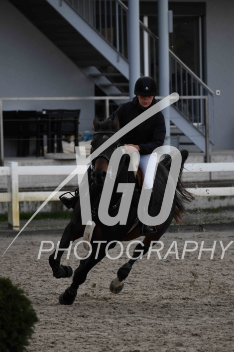 Yasmine Willenegger_7000