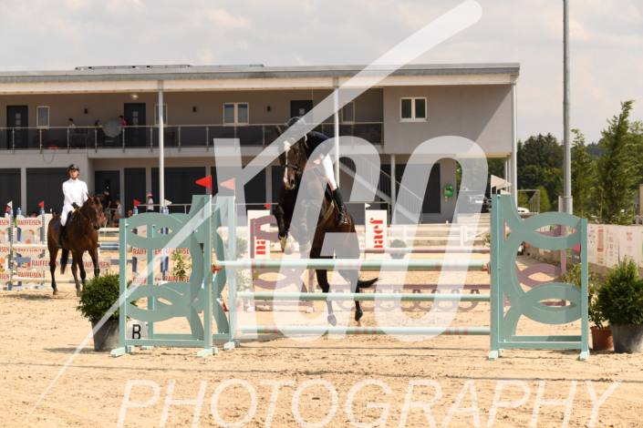 Camille Rossier-Hostettler_7428