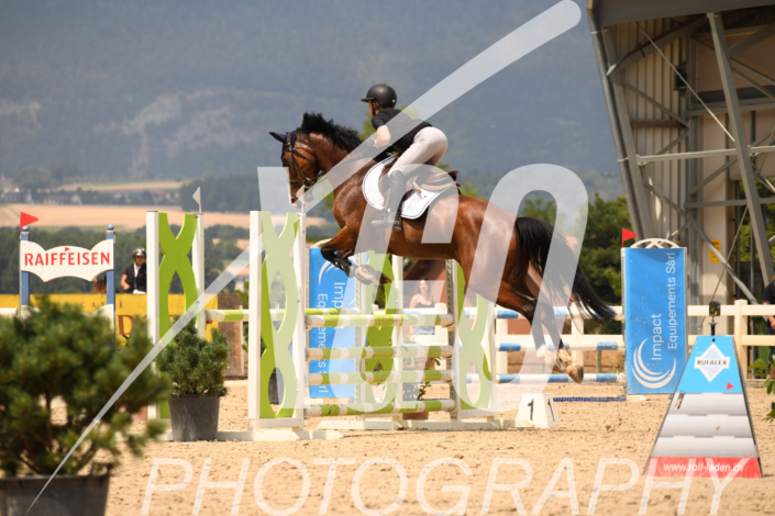 Emilie Bovey_7121