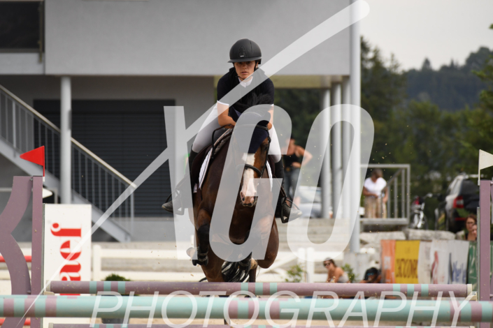Emilie Bovey_7677