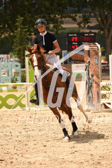 Laure Perrenoud_4719