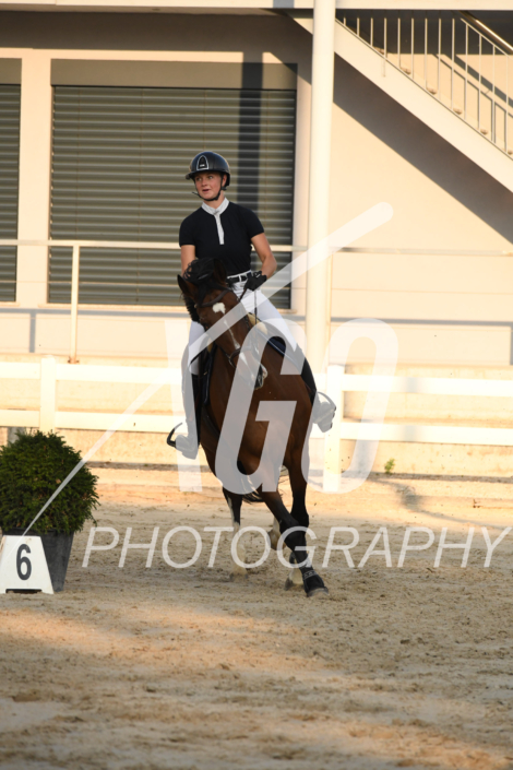 Laure Perrenoud_8282