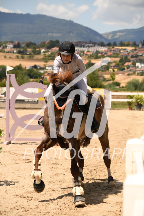 Rebecca Imholz_2216