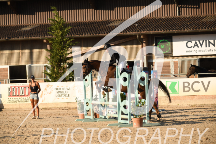 Simon Perruchoud_3356