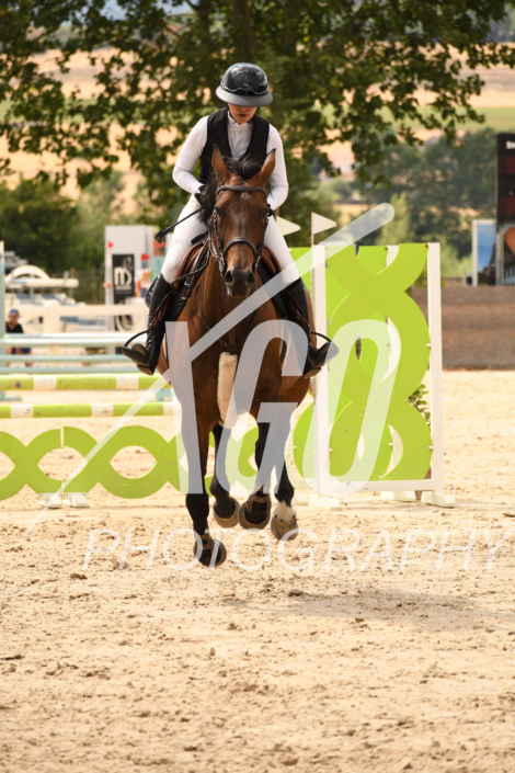 Yasmine Willenegger_4936